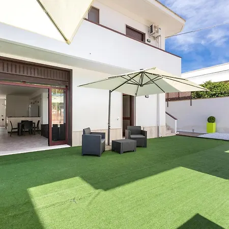 Oda ve Kahvaltı Joy 3*